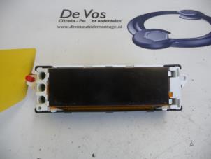 Gebruikte Display Interieur Citroen Berlingo Prijs € 55,00 Margeregeling aangeboden door De Vos Onderdelen