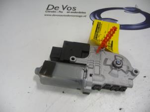 Gebruikte Schuifdak Motor Citroen C4 Picasso Prijs € 80,00 Margeregeling aangeboden door De Vos Autodemontagebedrijf