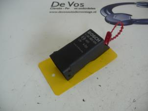 Gebruikte Gloeirelais Citroen Jumper Prijs € 45,00 Margeregeling aangeboden door De Vos Onderdelen