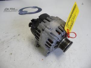 Gebruikte Dynamo Peugeot 308 Prijs € 150,00 Margeregeling aangeboden door De Vos Onderdelen