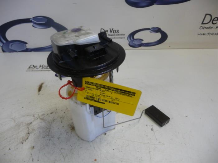 Gebruikte Tank element Pomp Citroen C4 Prijs € 115,00 Margeregeling aangeboden door De Vos Onderdelen