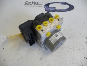 Gebruikte ABS Pomp Peugeot 308 Prijs € 135,00 Margeregeling aangeboden door De Vos Onderdelen