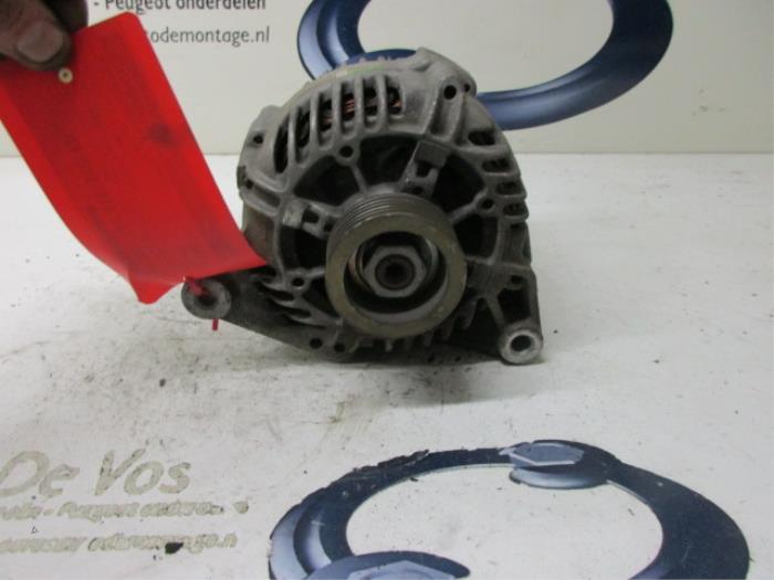 Gebruikte Dynamo Peugeot 106 II 1.1 XN,XR,XT,Accent Prijs € 55,00 Margeregeling aangeboden door De Vos Onderdelen