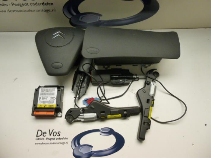 Gebruikte Airbag Set + Module Citroen C3 (FC/FL/FT) 1.4 Prijs € 250,00 Margeregeling aangeboden door De Vos Onderdelen