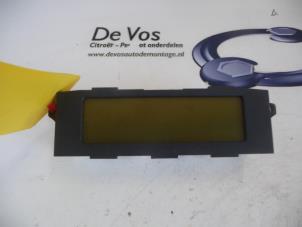 Gebruikte Display Interieur Citroen C5 II Break (RE) 2.2 HDiF 16V Prijs € 55,00 Margeregeling aangeboden door De Vos Onderdelen