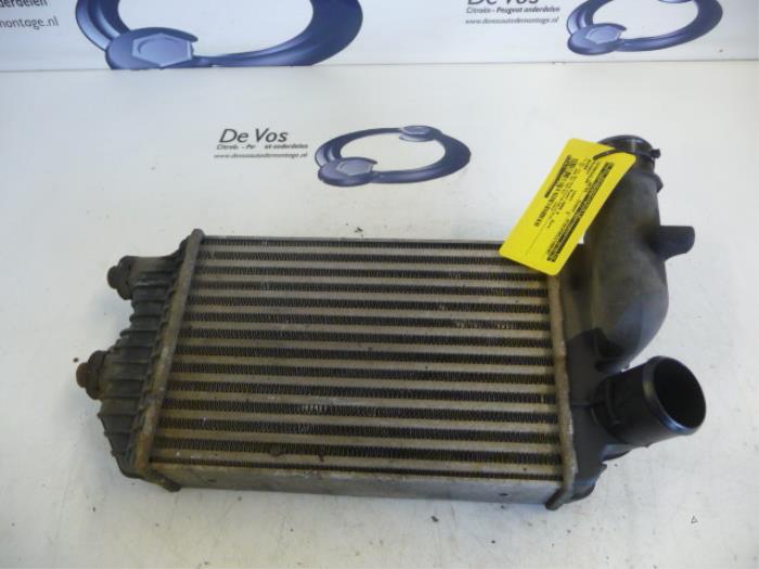 Gebruikte Intercooler Peugeot Boxer Prijs € 100,00 Margeregeling aangeboden door De Vos Onderdelen