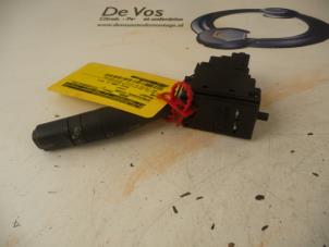 Gebruikte Combischakelaar Stuurkolom Peugeot 106 II 1.1 XN,XR,XT,Accent Prijs € 35,00 Margeregeling aangeboden door De Vos Onderdelen