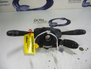 Gebruikte Combischakelaar Stuurkolom Peugeot 308 Prijs € 135,00 Margeregeling aangeboden door De Vos Onderdelen