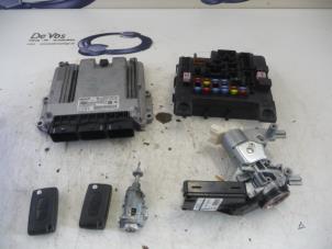 Gebruikte Computer Motormanagement Citroen C-Crosser Prijs € 350,00 Margeregeling aangeboden door De Vos Onderdelen