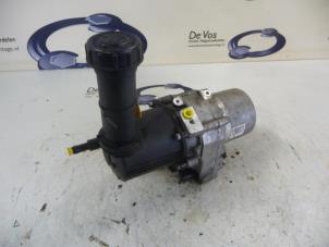 Gebruikte Servopomp Citroen C4 Berline (NC) 1.6 Hdi 90 Prijs € 250,00 Margeregeling aangeboden door De Vos Onderdelen