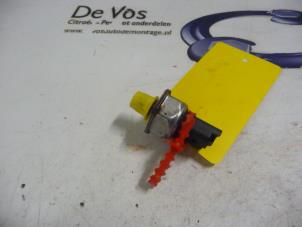 Gebruikte Brandstofdruk sensor Citroen C3 (SC) 1.6 HDi 92 Prijs € 45,00 Margeregeling aangeboden door De Vos Autodemontagebedrijf