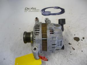 Gebruikte Dynamo Peugeot 208 Prijs € 55,00 Margeregeling aangeboden door De Vos Onderdelen