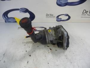 Gebruikte Servopomp Peugeot 308 Prijs € 150,00 Margeregeling aangeboden door De Vos Onderdelen