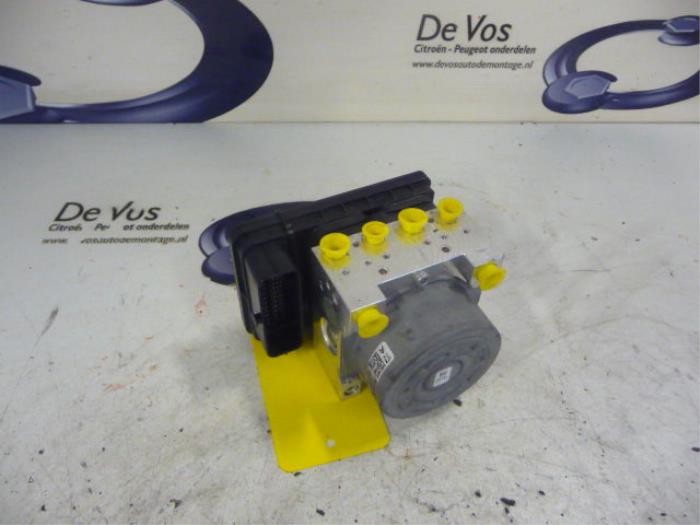 Gebruikte ABS Pomp Citroen C3 (SC) 1.2 VTi 82 12V Prijs € 135,00 Margeregeling aangeboden door De Vos Onderdelen