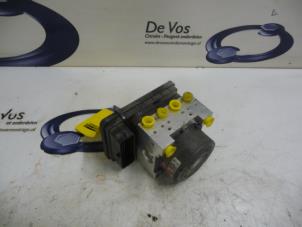 Gebruikte ABS Pomp Peugeot 208 Prijs € 160,00 Margeregeling aangeboden door De Vos Onderdelen