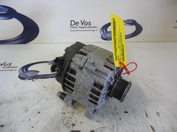 Gebruikte Dynamo Citroen DS3 Prijs € 100,00 Margeregeling aangeboden door De Vos Onderdelen