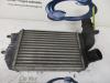 Intercooler van een Peugeot Boxer (244), 2001 / 2006 2.2 HDi, Bus, Diesel, 2.179cc, 74kW (101pk), FWD, DW12TED; 4HY, 2001-12 / 2006-06 2005