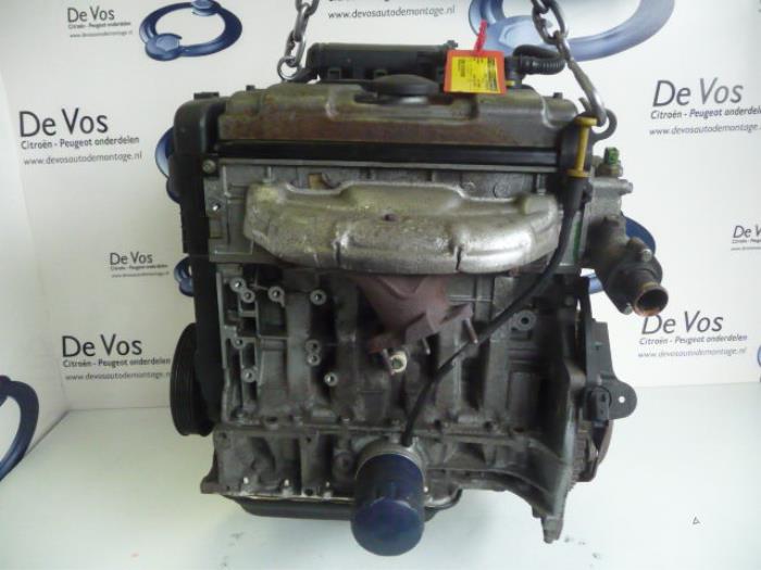 Gebruikte Motor Peugeot 206 (2A/C/H/J/S) 1.1 XN,XR Prijs € 300,00 Margeregeling aangeboden door De Vos Onderdelen