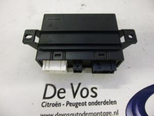 Gebruikte PDC Module Peugeot 407 (6C/J) 2.0 HDiF 16V Prijs € 70,00 Margeregeling aangeboden door De Vos Onderdelen
