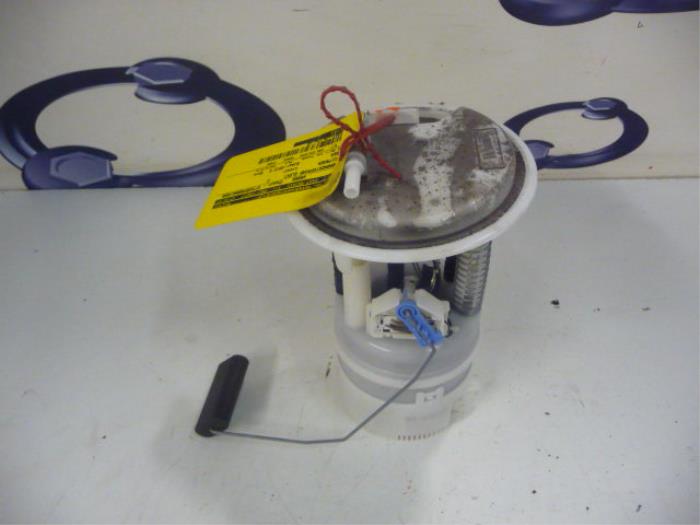 Gebruikte Tank element Pomp Citroen DS3 Prijs € 80,00 Margeregeling aangeboden door De Vos Onderdelen