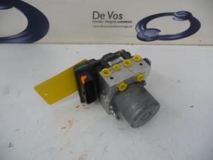 Gebruikte ABS Pomp Peugeot RCZ Prijs € 160,00 Margeregeling aangeboden door De Vos Onderdelen