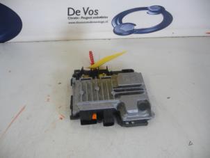 Gebruikte Start/Stop computer Peugeot 2008 Prijs € 115,00 Margeregeling aangeboden door De Vos Onderdelen