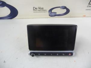 Gebruikte Display Interieur Citroen C4 Cactus (0B/0P) 1.6 Blue Hdi 100 Prijs € 300,00 Margeregeling aangeboden door De Vos Onderdelen