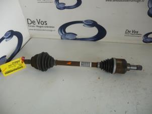 Gebruikte Steekas links-voor Citroen C4 Cactus (0B/0P) 1.6 Blue Hdi 100 Prijs € 100,00 Margeregeling aangeboden door De Vos Onderdelen