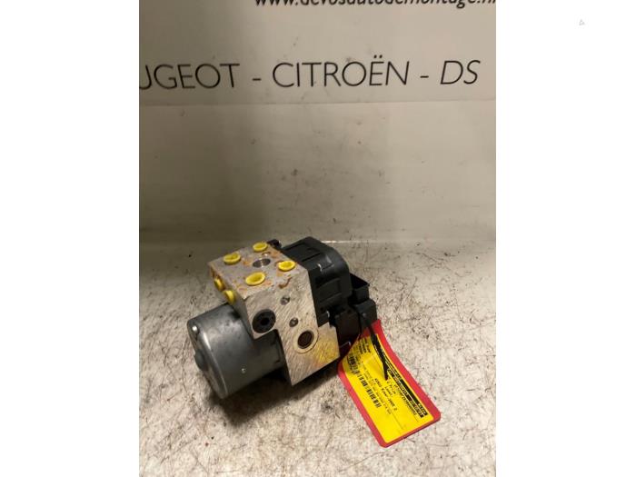 Gebruikte ABS Pomp Citroen Xsara Picasso (CH) 1.8 16V Prijs € 90,00 Margeregeling aangeboden door De Vos Onderdelen
