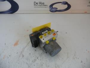 Gebruikte ABS Pomp Citroen Berlingo Prijs € 250,00 Margeregeling aangeboden door De Vos Onderdelen