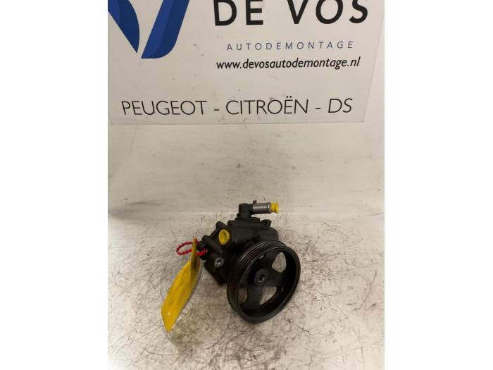 Gebruikte Servopomp Peugeot Boxer (244) 2.2 HDi Prijs € 100,00 Margeregeling aangeboden door De Vos Onderdelen