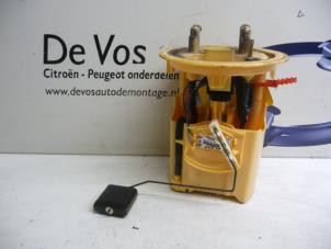 Gebruikte Brandstofpomp Elektrisch Peugeot 807 2.0 HDi 16V Prijs € 55,00 Margeregeling aangeboden door De Vos Autodemontagebedrijf