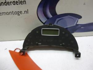 Gebruikte Tellerklok Peugeot 807 2.0 HDi 16V FAP Prijs € 55,00 Margeregeling aangeboden door De Vos Onderdelen