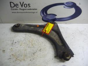 Gebruikte Draagarm rechts-voor Citroen C3 (FC/FL/FT) 1.4 Prijs € 45,00 Margeregeling aangeboden door De Vos Onderdelen