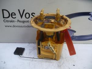 Gebruikte Tank element Pomp Peugeot 307 (3A/C/D) 2.0 HDi 110 FAP Prijs € 55,00 Margeregeling aangeboden door De Vos Onderdelen