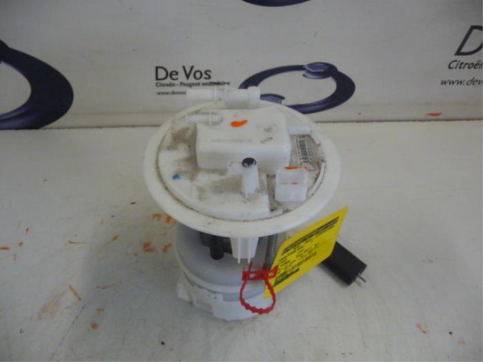 Gebruikte Tank element Pomp Citroen C4 Picasso Prijs € 100,00 Margeregeling aangeboden door De Vos Onderdelen