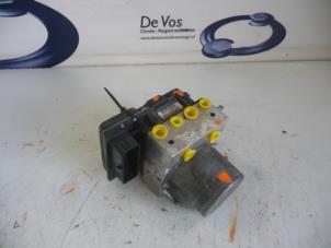 Gebruikte ABS Pomp Peugeot 5008 Prijs € 160,00 Margeregeling aangeboden door De Vos Onderdelen