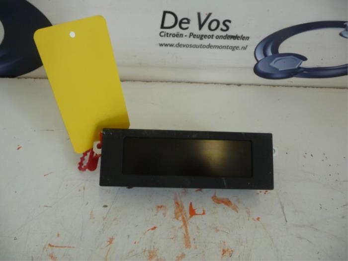 Gebruikte Display Interieur Citroen C2 Prijs € 45,00 Margeregeling aangeboden door De Vos Onderdelen