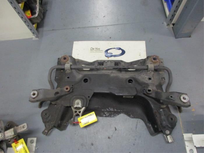 Gebruikte Subframe Citroen C5 III Berline (RD) 1.6 16V THP 155 Prijs € 135,00 Margeregeling aangeboden door De Vos Onderdelen