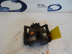 Gebruikte Remklauw (Tang) rechts-voor Citroen C4 Prijs € 70,00 Margeregeling aangeboden door De Vos Onderdelen