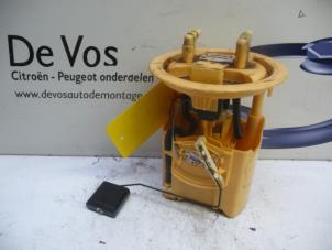 Gebruikte Tank element Pomp Peugeot 307 SW (3H) 2.0 HDi 110 FAP Prijs € 55,00 Margeregeling aangeboden door De Vos Onderdelen