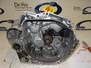 Gebruikte Versnellingsbak Peugeot Partner Prijs € 1.150,00 Margeregeling aangeboden door De Vos Autodemontagebedrijf