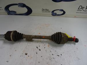 Gebruikte Cardanas links-voor (VWA) Peugeot 508 Prijs € 90,00 Margeregeling aangeboden door De Vos Onderdelen