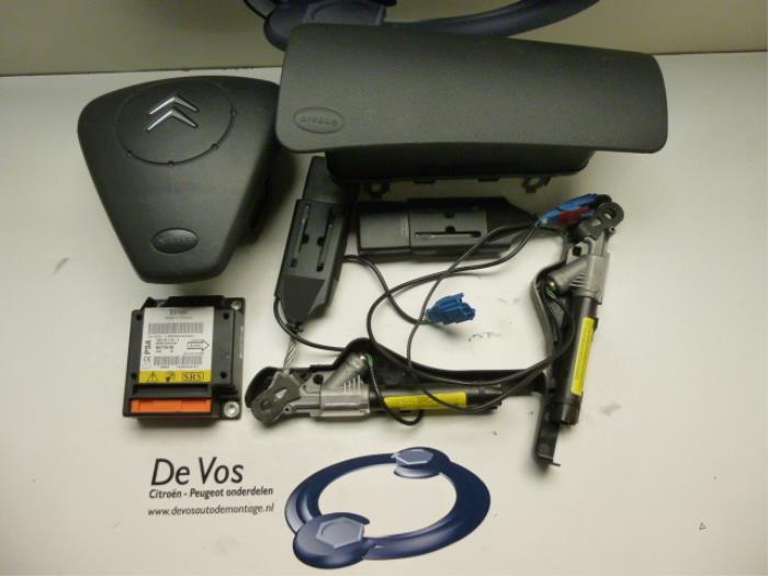 Gebruikte Airbag Set + Module Citroen C3 (FC/FL/FT) 1.4 Prijs € 250,00 Margeregeling aangeboden door De Vos Onderdelen