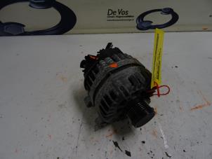 Gebruikte Dynamo Peugeot 208 I (CA/CC/CK/CL) 1.6 Blue HDi 100 Prijs € 100,00 Margeregeling aangeboden door De Vos Onderdelen