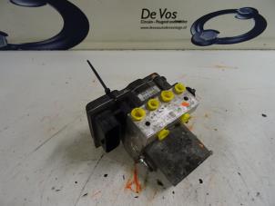 Gebruikte ABS Pomp Peugeot 5008 Prijs € 160,00 Margeregeling aangeboden door De Vos Onderdelen