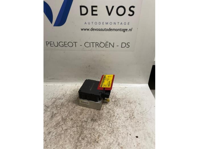 Gebruikte ABS Pomp Citroen Xantia Prijs € 90,00 Margeregeling aangeboden door De Vos Onderdelen