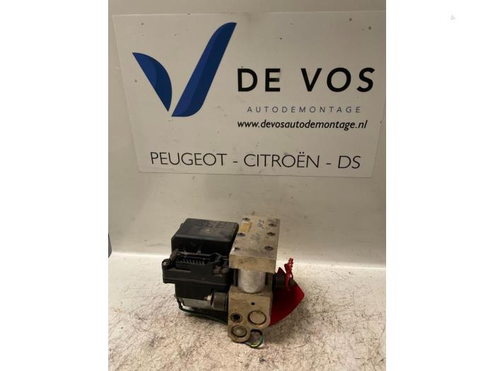 Gebruikte ABS Pomp Peugeot 306 (7A/C/S) 2.0 XSi,ST Prijs € 90,00 Margeregeling aangeboden door De Vos Onderdelen