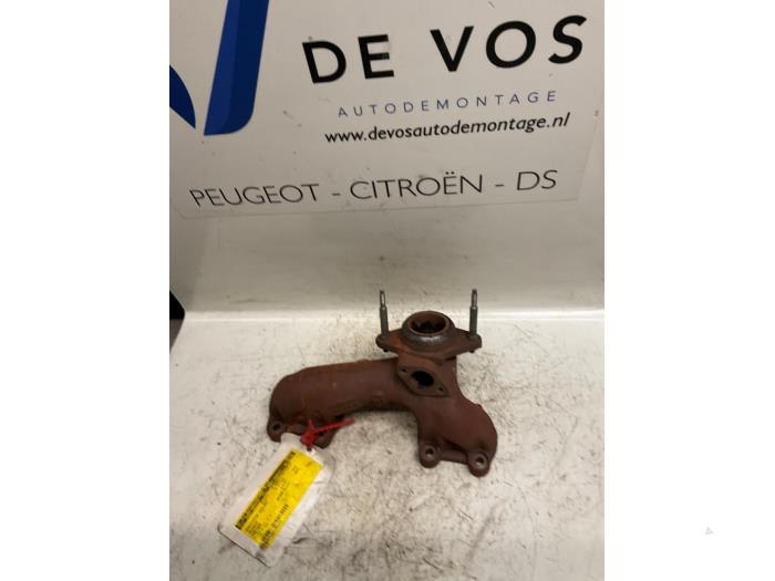 Gebruikte Uitlaatspruitstuk Peugeot Partner 1.9 D Prijs € 55,00 Margeregeling aangeboden door De Vos Onderdelen