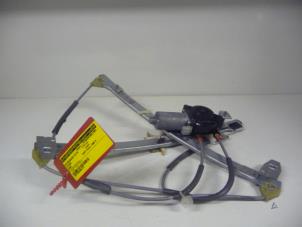 Gebruikte Raammechaniek 2Deurs rechts-voor Citroen Xsara Prijs € 45,00 Margeregeling aangeboden door De Vos Onderdelen